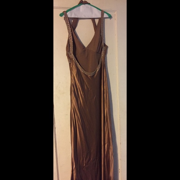 Gorgeous long dress! - Picture 2 of 3